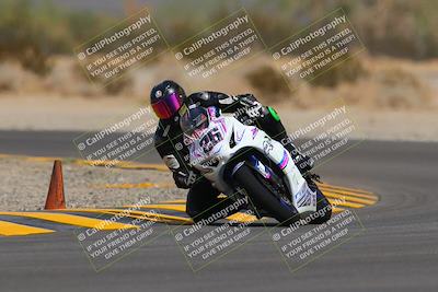 media/Sep-11-2022-SoCal Trackdays (Sun) [[81b7e951af]]/Turn 5 (1110am)/